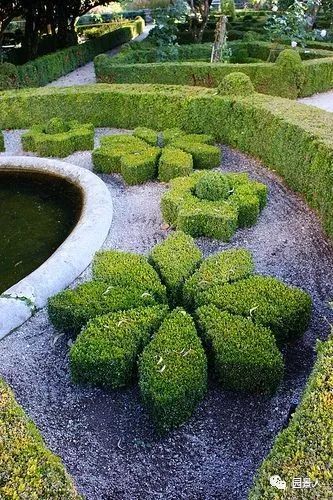 刺繡藝術(shù)在模紋花壇中的景觀運用